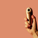Vibromasseur clitoridien : tout ce qu'il faut savoir avant d'acheter